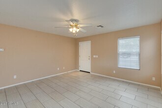 25787 W Lynne Ln in Buckeye, AZ - Building Photo - Building Photo