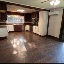 319 Harrison in Hughes Springs, TX - Building Photo - Building Photo