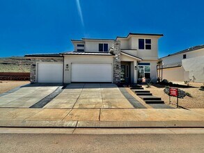 3984 Cerro Wy in Saint George, UT - Building Photo - Building Photo