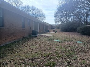 415 Santa Fe Trl in Ellenwood, GA - Building Photo - Building Photo