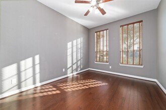 11106 Wishaw Wy in Richmond, TX - Foto de edificio - Building Photo