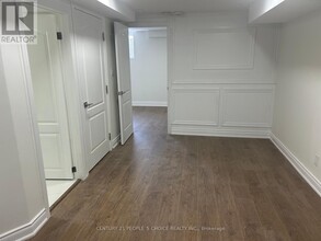 569 Willmott Crescent in Milton, ON - Building Photo - Building Photo