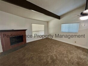 417 Poplar Ave in Bakersfield, CA - Building Photo - Building Photo