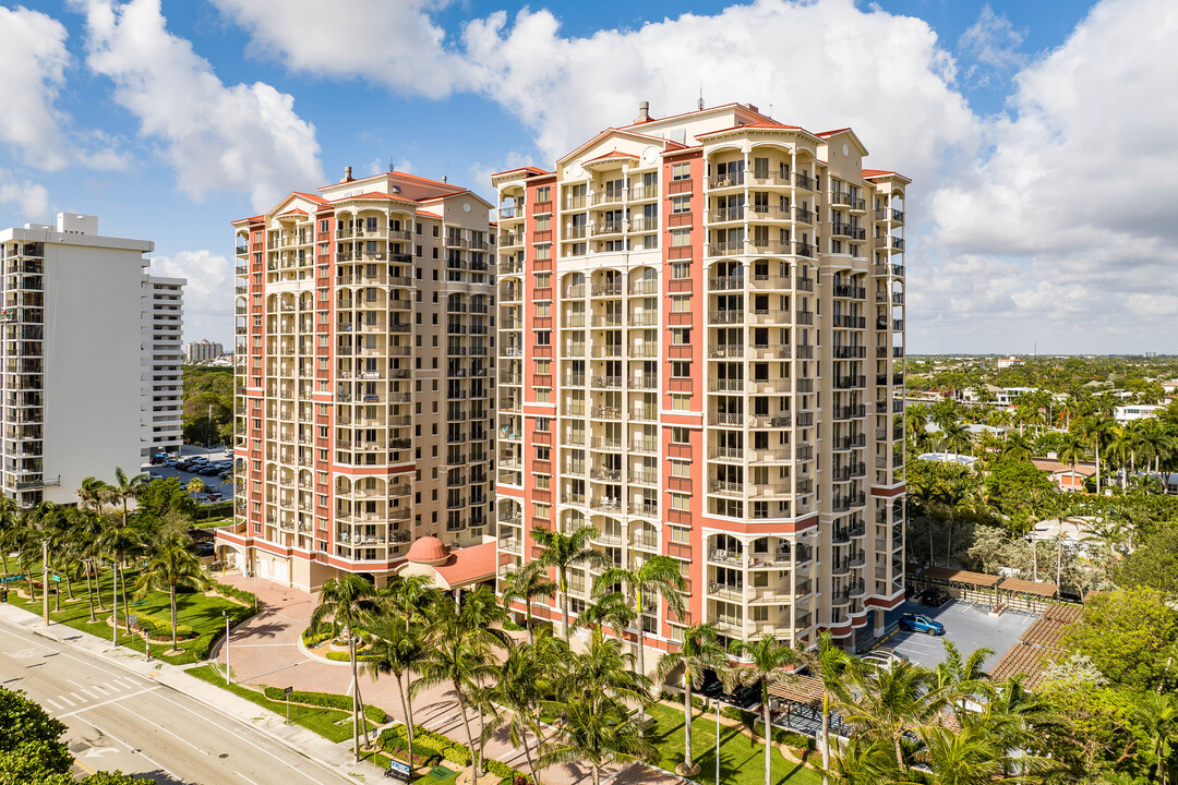 The Vue Condominiums in Fort Lauderdale, FL - Building Photo