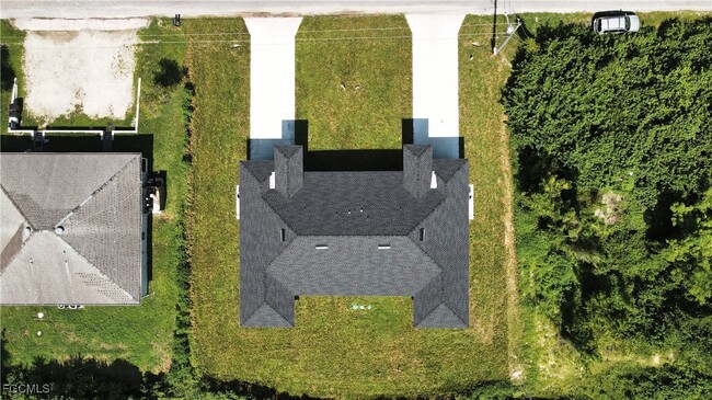 property at 123 Ichabod Ave