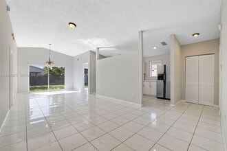 20932 SW 118th Ave in Miami, FL - Building Photo - Building Photo