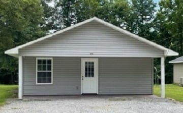 property at 1036 Sun Creek Rd