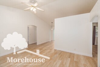 7409 E Nottingham Ln in Nampa, ID - Building Photo - Building Photo