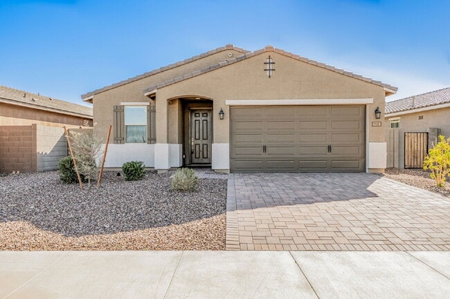 property at 19981 W Badgett Ln