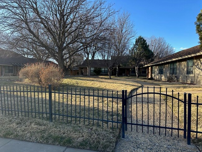 3000 Fleetwood Dr in Amarillo, TX - Building Photo - Building Photo