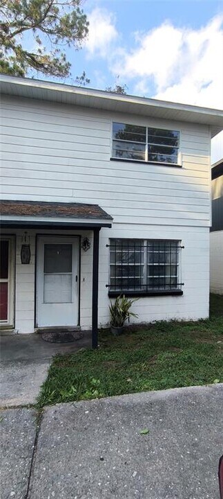 2640 SW 31st Pl in Gainesville, FL - Building Photo