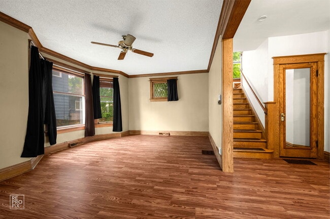 534 Palace St in Aurora, IL - Building Photo - Building Photo