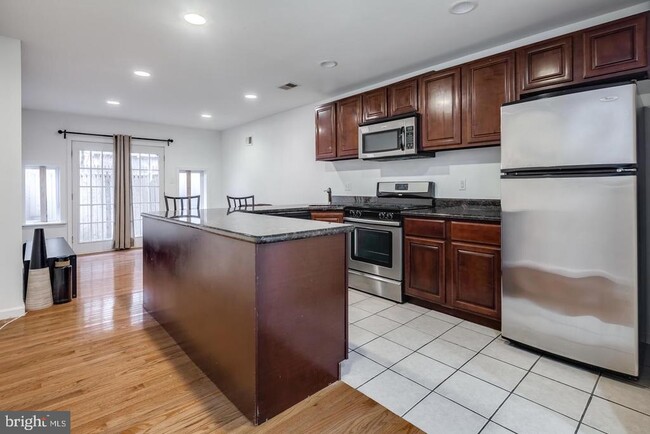 property at 1739 Annin St