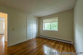 90 Gardner St, Unit 31 in Boston, MA - Building Photo - Building Photo