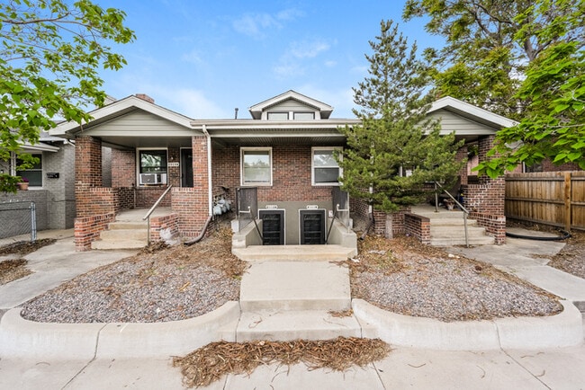 property at 2513 S Broadway