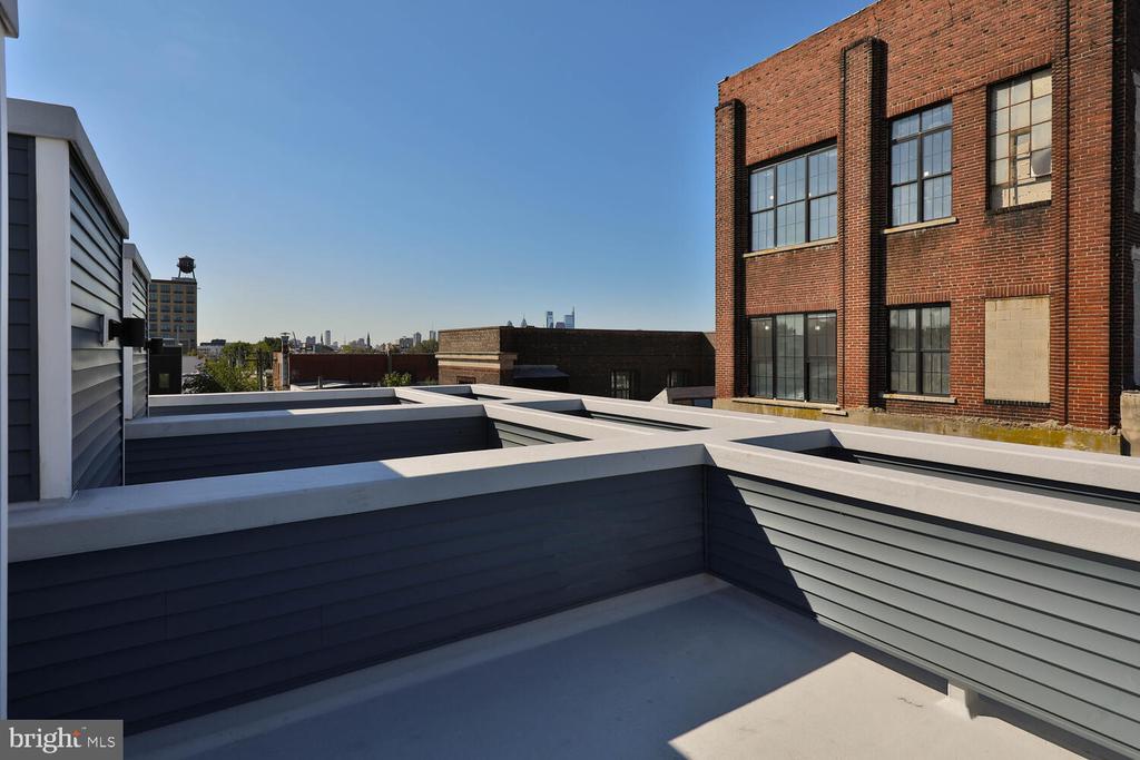 2207 N Philip St in Philadelphia, PA - Building Photo