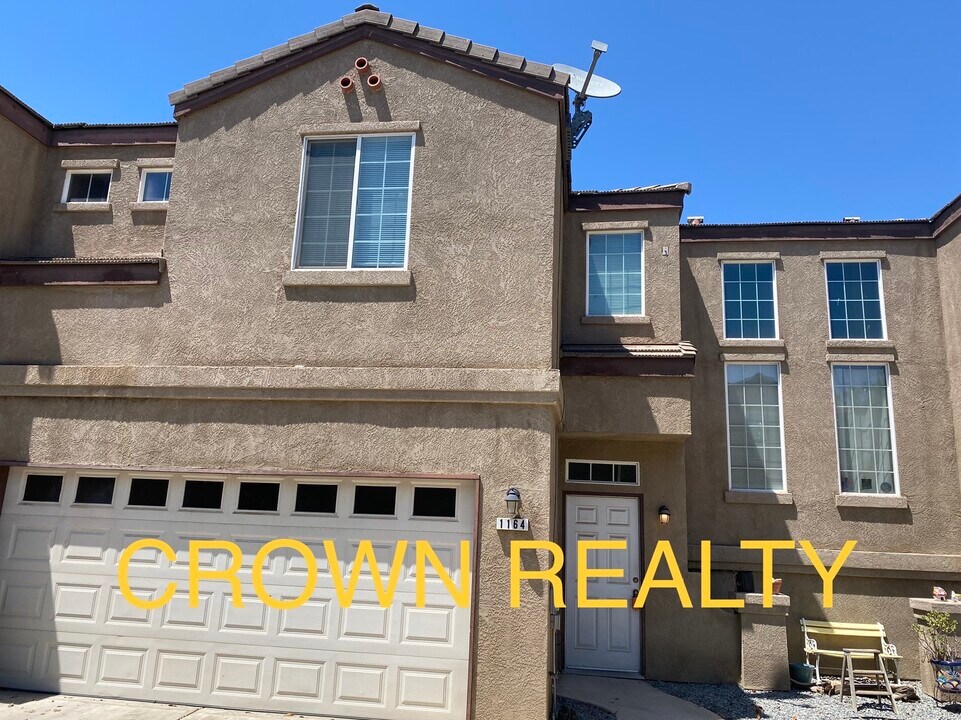 1164 Goble Ct in Tulare, CA - Building Photo
