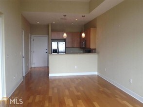 201 W Ponce de Leon Ave-Unit -718 in Decatur, GA - Building Photo - Building Photo