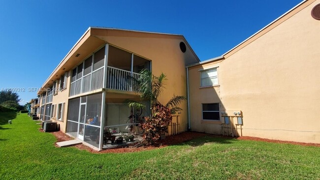 2632 SE 19th Ct in Homestead, FL - Building Photo - Building Photo