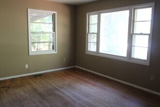 2011 W Broad Ave in Albany, GA - Building Photo - Building Photo