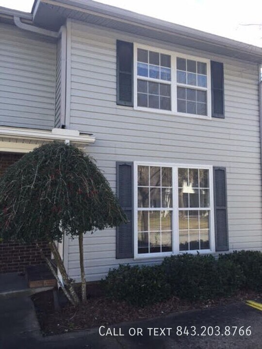 2494 Etiwan Ave in Charleston, SC - Building Photo