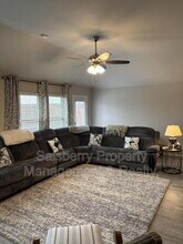 5745 Brookville Dr in Fort Worth, TX - Building Photo - Building Photo