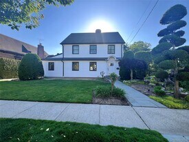 14-30-30 160th St in Queens, NY - Building Photo