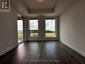 3240-3240 William Coltson Ave in Oakville, ON - Building Photo - Building Photo