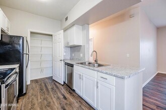 17374 N 89th Ave, Unit C1 in Peoria, AZ - Foto de edificio - Building Photo