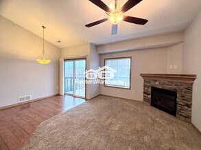 2000 Meadow Ct in Des Moines, IA - Building Photo - Building Photo