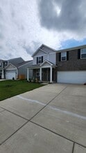 175 Ardmore Crossing Dr in Shelbyville, KY - Building Photo - Building Photo