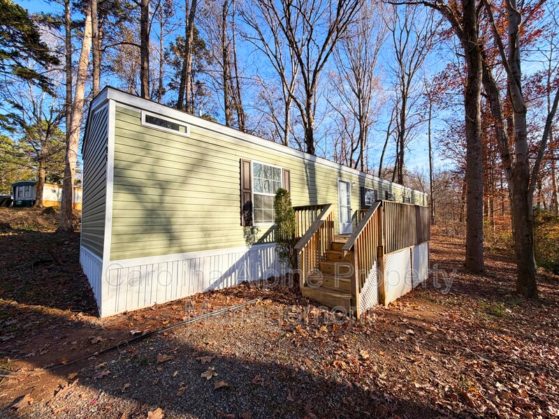 786 Skylark Ln in Linwood, NC - Building Photo