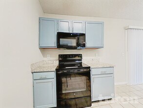 2980 Lagoon Ave in Deltona, FL - Building Photo - Building Photo