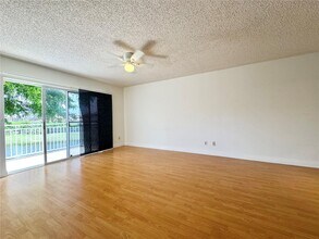 1226 SW 113th Terrace in Pembroke Pines, FL - Building Photo - Building Photo