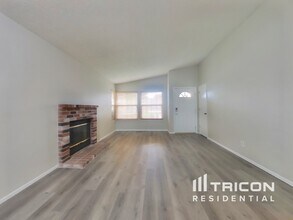 1582 Woodhaven Ln in Sparks, NV - Building Photo - Building Photo