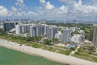 The Riviera in Miami Beach, FL - Building Photo - Building Photo