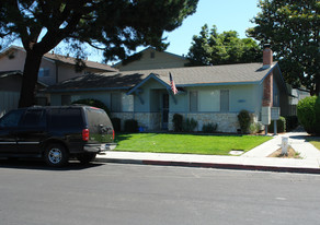 891 Burbank in Santa Clara, CA - Foto de edificio - Building Photo