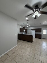 201 S 5th St, Unit 07 in Hidalgo, TX - Building Photo - Building Photo