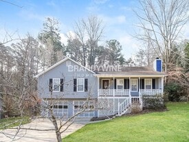 108 Park Ave E in Dallas, GA - Building Photo