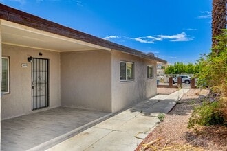 1809 Linden Ave in Las Vegas, NV - Building Photo - Building Photo