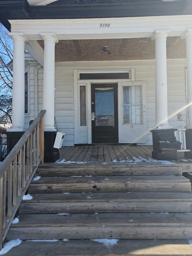 2109 Roosevelt St in Clinton, IA - Building Photo - Building Photo