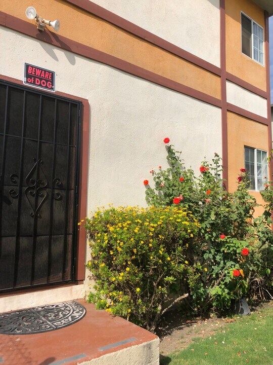 11881 Jefferson Blvd, Unit 3 in Culver City, CA - Foto de edificio
