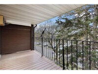 10211 Cedar Lk Rd S photo'