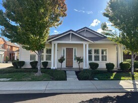 9393 Vintner Cir in Patterson, CA - Building Photo