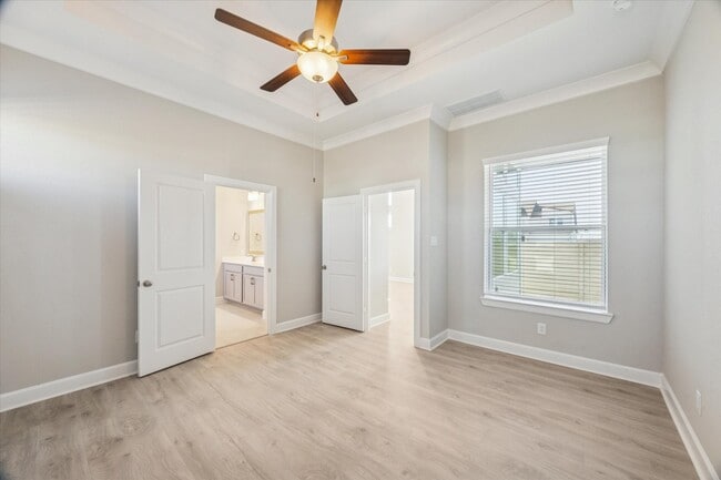 property at 5518 Kindle Aly