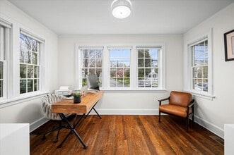 19 Nassau Rd in Larchmont, NY - Building Photo - Building Photo