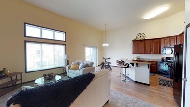 Town Square Townhomes in Fargo, ND - Building Photo - Building Photo