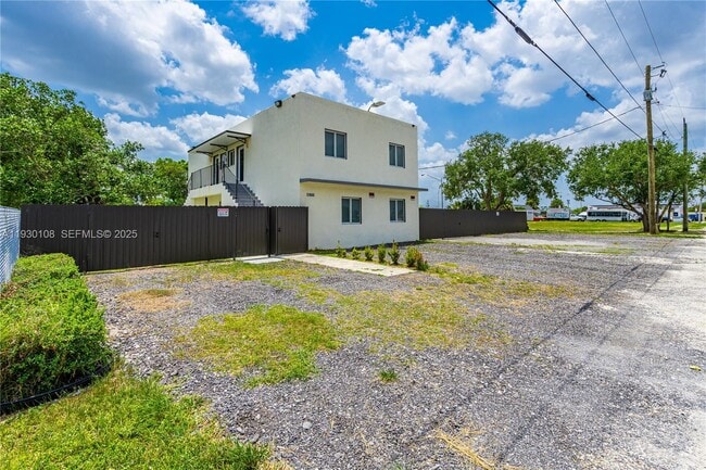 property at 21845 Goulds Ave