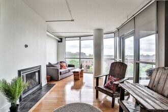 132 Lakefront Blvd in Buffalo, NY - Building Photo - Building Photo