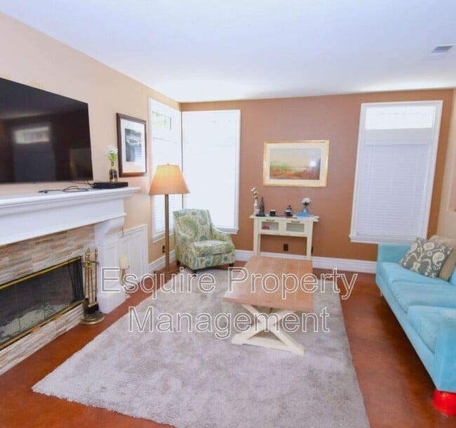 2654 Dorado Ct in Thousand Oaks, CA - Foto de edificio - Building Photo
